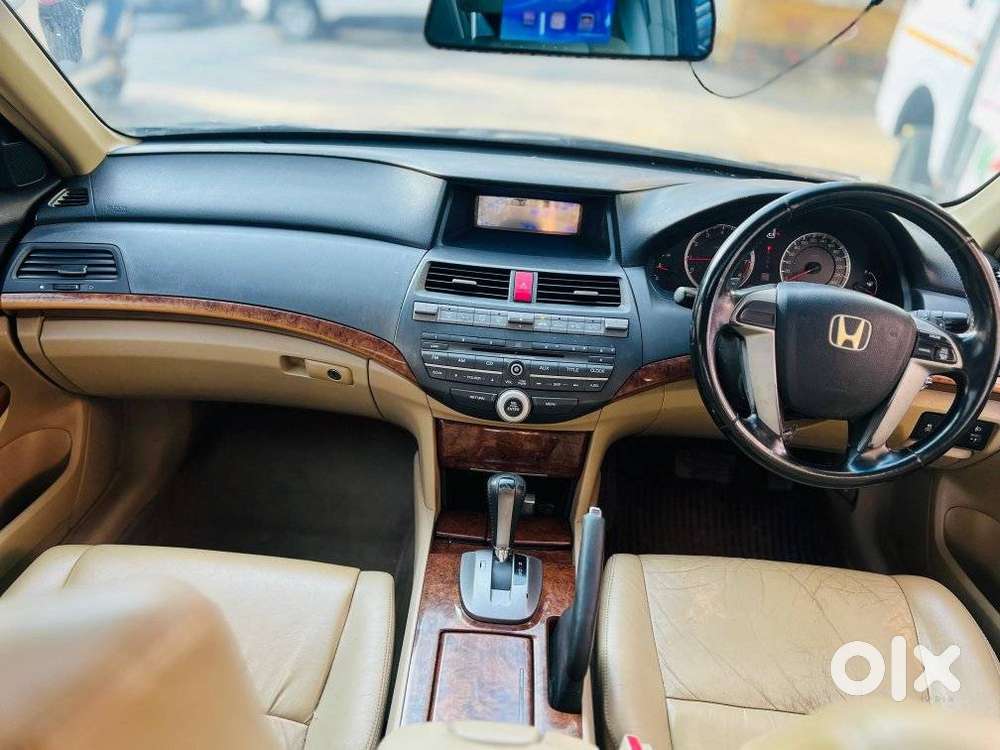 Honda Accord 2.4 Elegance Automatic, 2011, Petrol