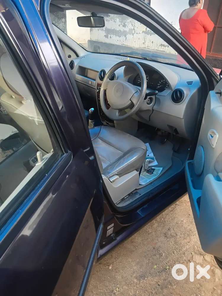 Mahindra Logan Petrol 1.4 2008