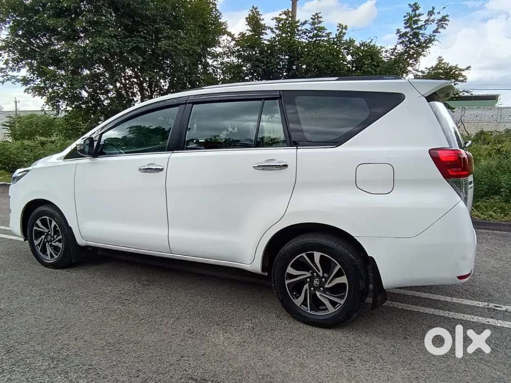 Toyota Innova Crysta [2020-ongoing] 2.4 Vx 7 Str, 2023, Diesel