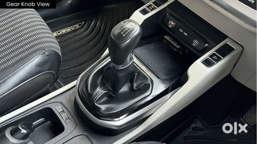 Kia Carens 1.4 Prestige Plus Turbo 7 Str, 2022, Petrol