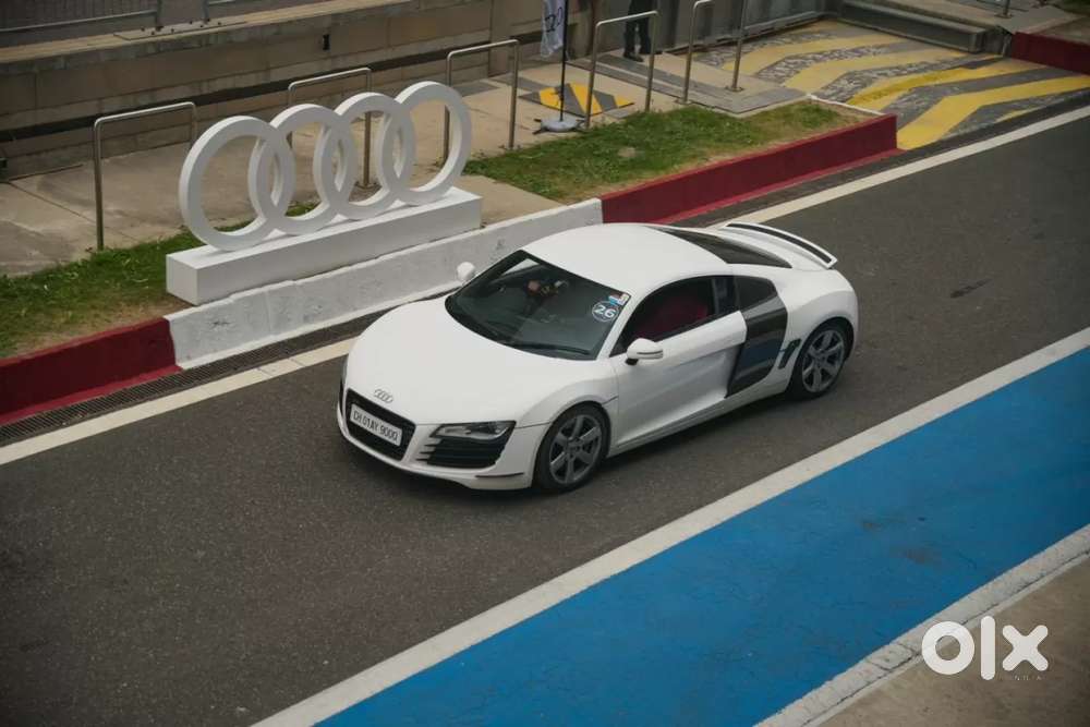Audi R8 5.2 V10 Spyder, 2011, Petrol