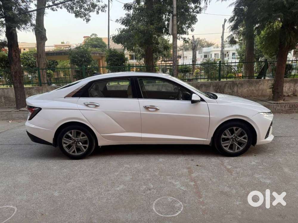 Hyundai Verna 1.5 Sx Petrol Mt, 2023, Petrol