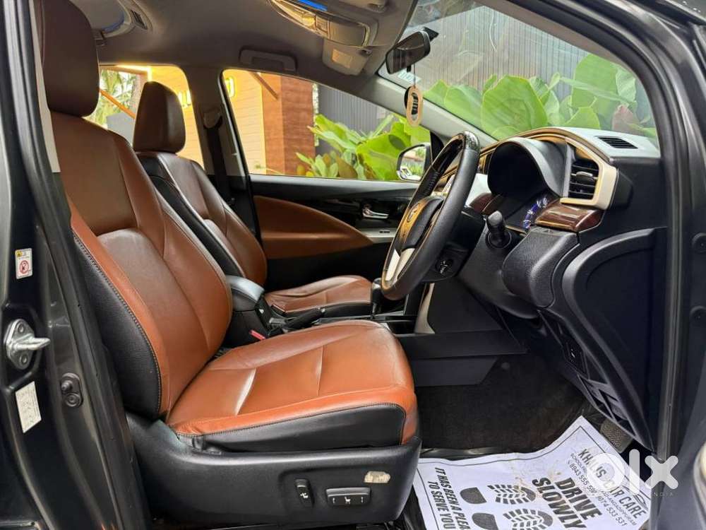 Toyota Innova Crysta 2.8 Z, 2016, Diesel