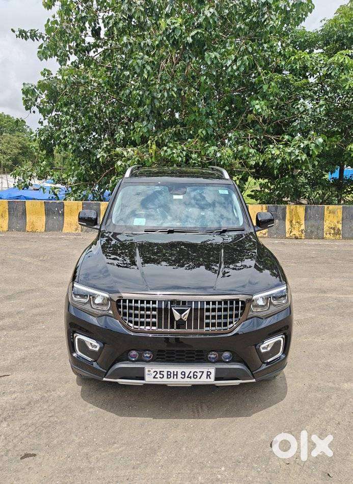Mahindra Scorpio-n 2.0 Z8 Petrol At 7 Str, 2025, Petrol