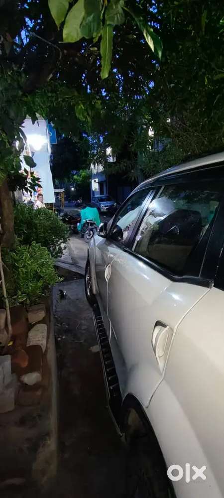 Mahindra Xuv500 2015 Year Model W8 Original Condition