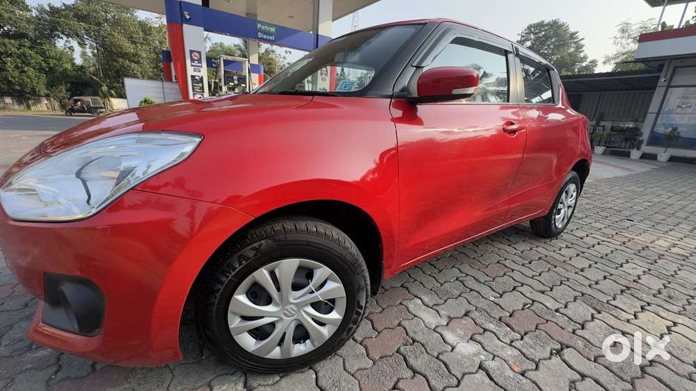 Maruti Suzuki New-gen Swift Vxi, 2022, Petrol