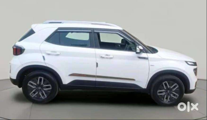 Hyundai Venue S(o)1.0 Turbo  Dct 2024 Model