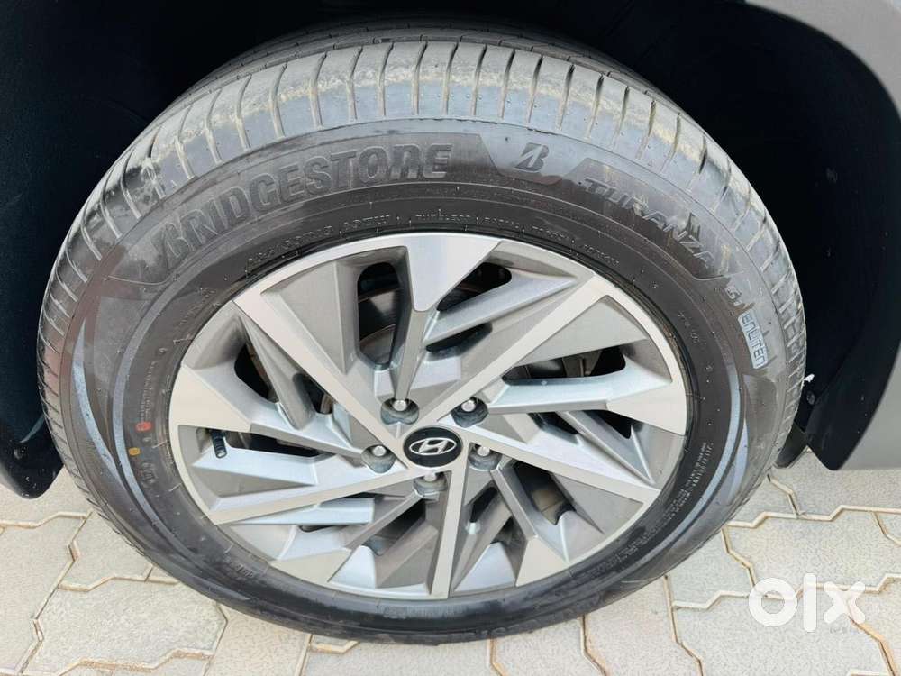 Hyundai Tucson 2.0 Signature 4wd Diesel At Dual Tone, 2022, Diesel