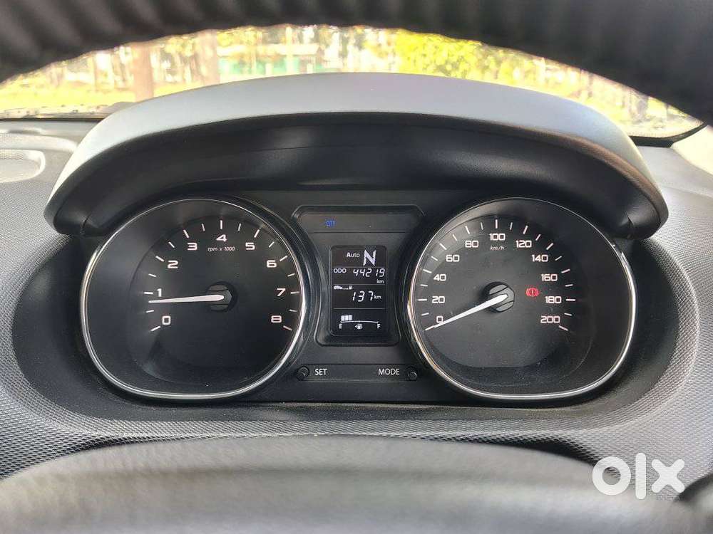 Tata Tiago 1.2 Revotron Xza, 2018, Petrol