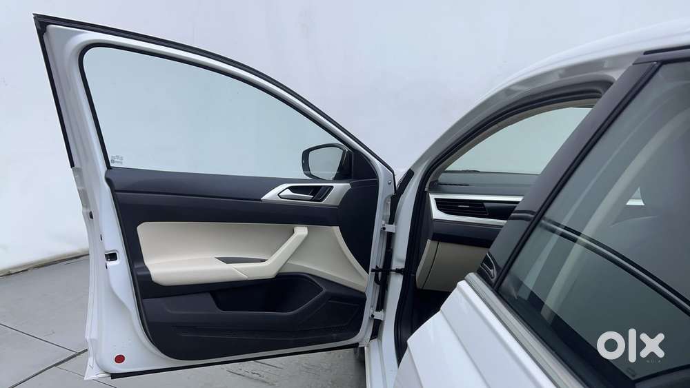 Volkswagen Virtus 1.0 Topline Tsi At, 2022, Petrol