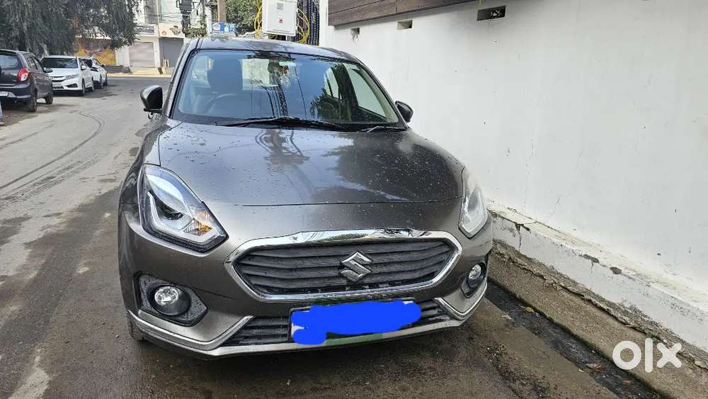 Maruti Suzuki Dzire 2017 Petrol 70000 Km Driven