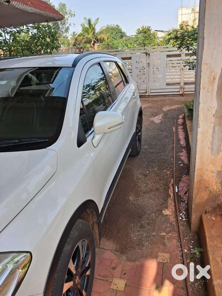 Maruti Suzuki S Cross 2022 Petrol Well Maintained