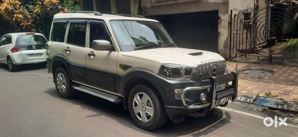 Mahindra Scorpio S4 Plus 9s, 2016, Diesel