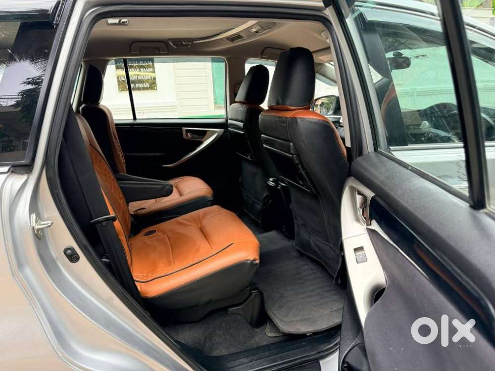Toyota Innova Crysta 2.4 Vx Mt, 2017, Diesel