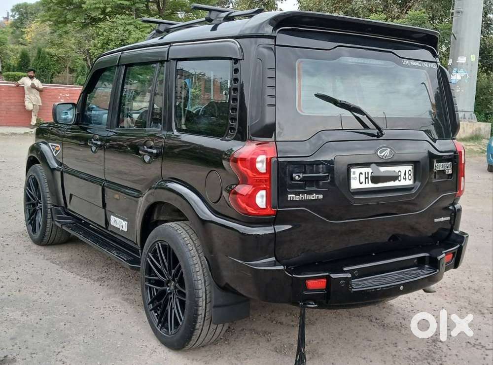 Mahindra Scorpio S10, 2017, Diesel