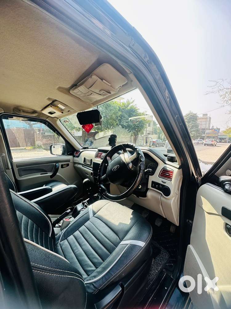 Mahindra Scorpio Classic 2018