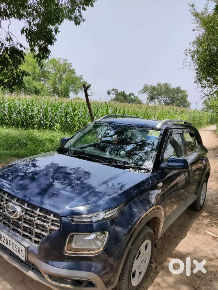 Hyundai Venue 2019 Petrol 44000 Km Driven