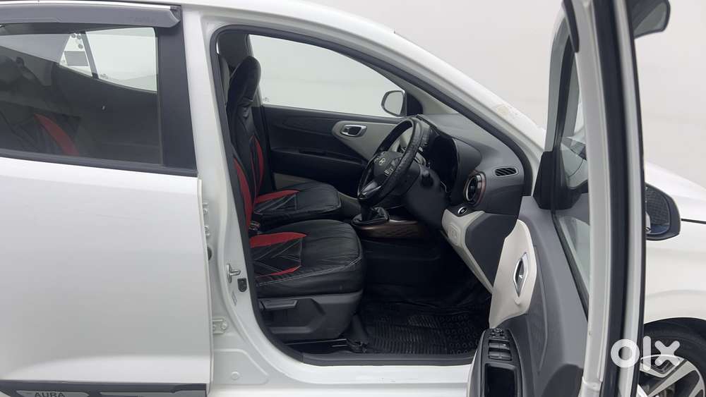 Hyundai Aura 1.2 Sx Cng, 2023, Cng & Hybrids