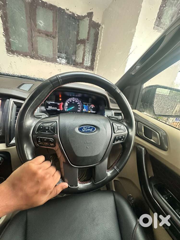 Ford Endeavour 3.2