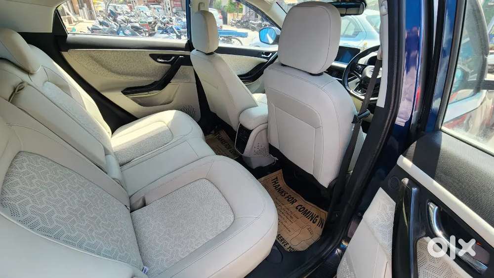 Nexon, Automatic, Diesel 40558 Km, 2023