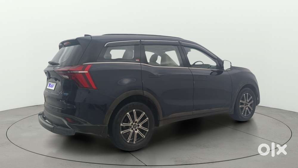 Mahindra Xuv700 2.0 Ax 7 Petrol At Str, 2022, Petrol