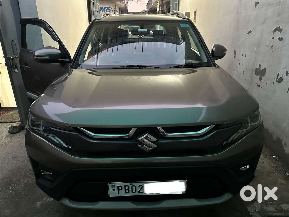 Maruti Brezza Zxi 2023 With Sunroof
