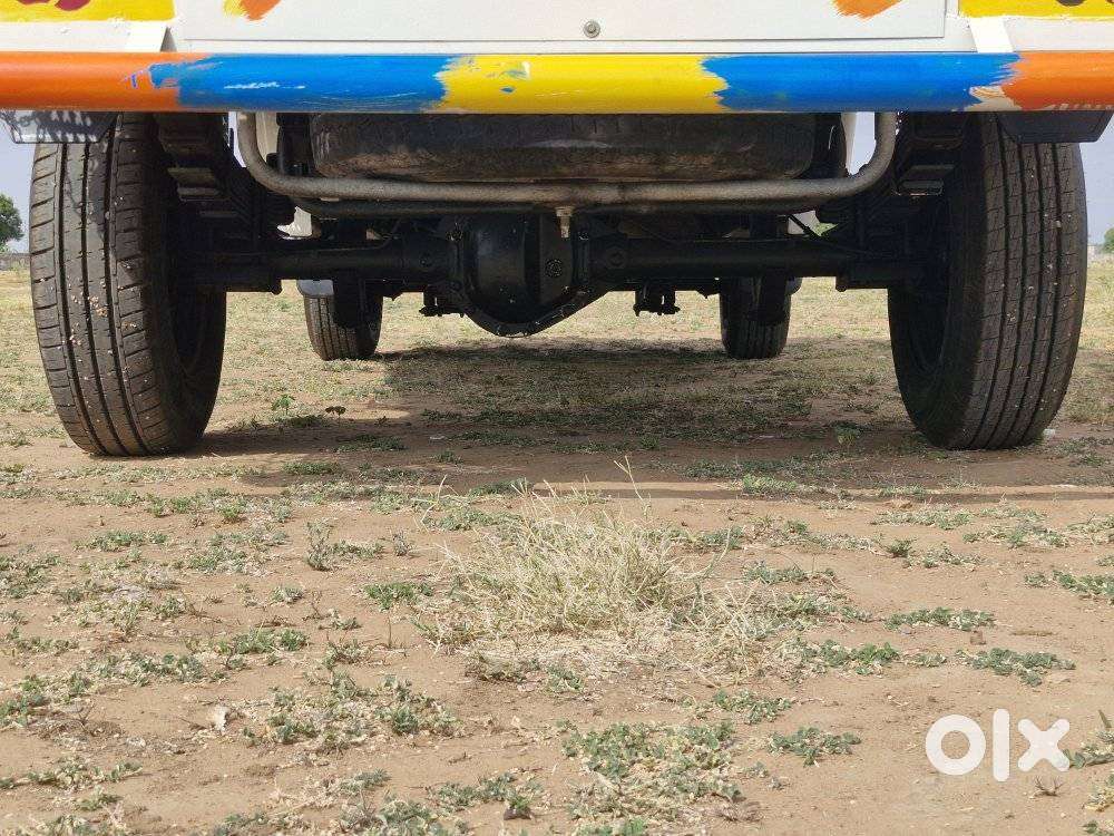 Mahindra Bolero Diz, 2023, Diesel