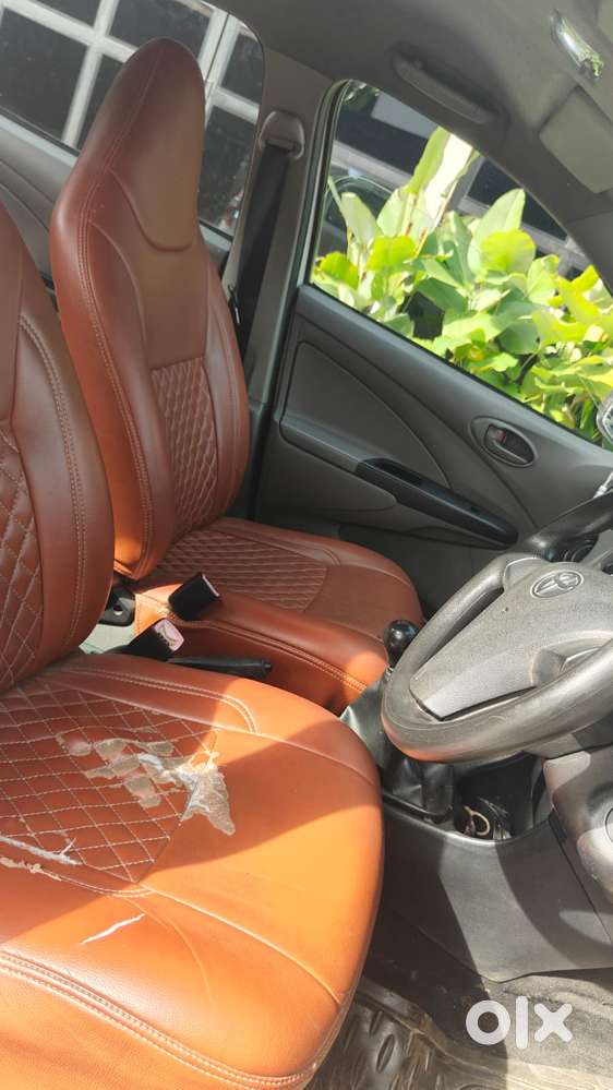 Toyota Etios, 2011, Petrol