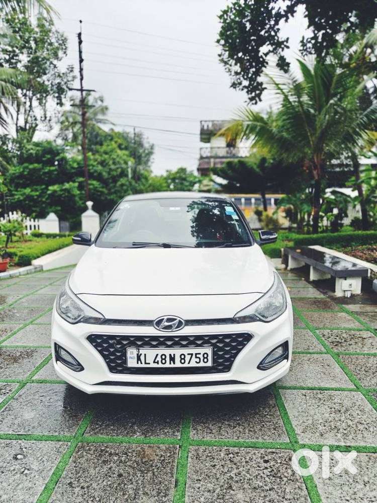 Hyundai I20 Sportz 1.2 Bs-iv, 2019, Petrol