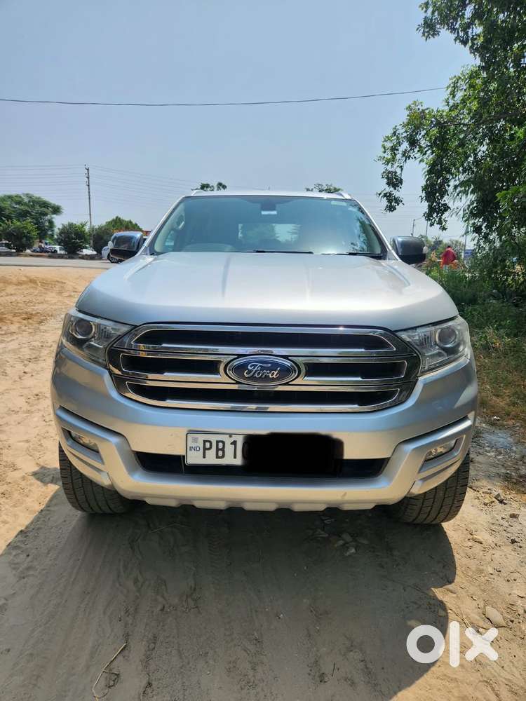 Ford Endeavour 2.2 Trend At 4x2, 2016, Diesel