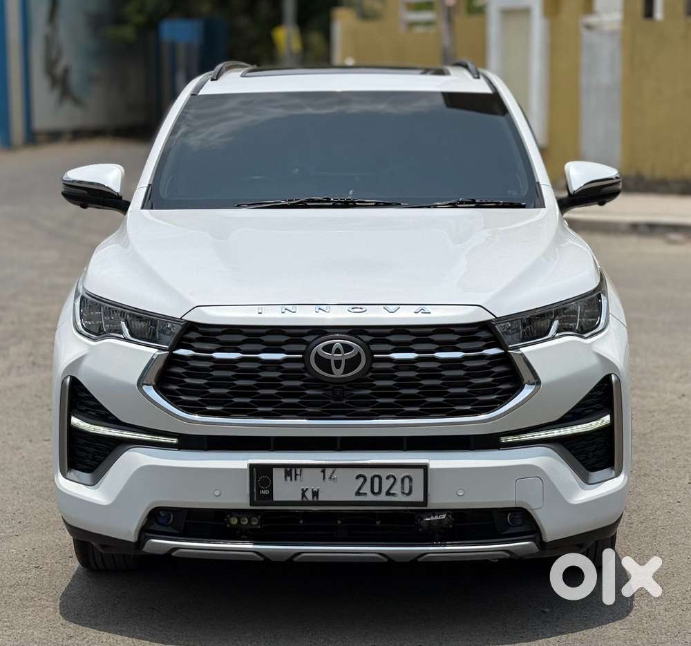 Toyota Innova Hycross 2.0 Zx Hybrid 7 Str, 2023, Petrol