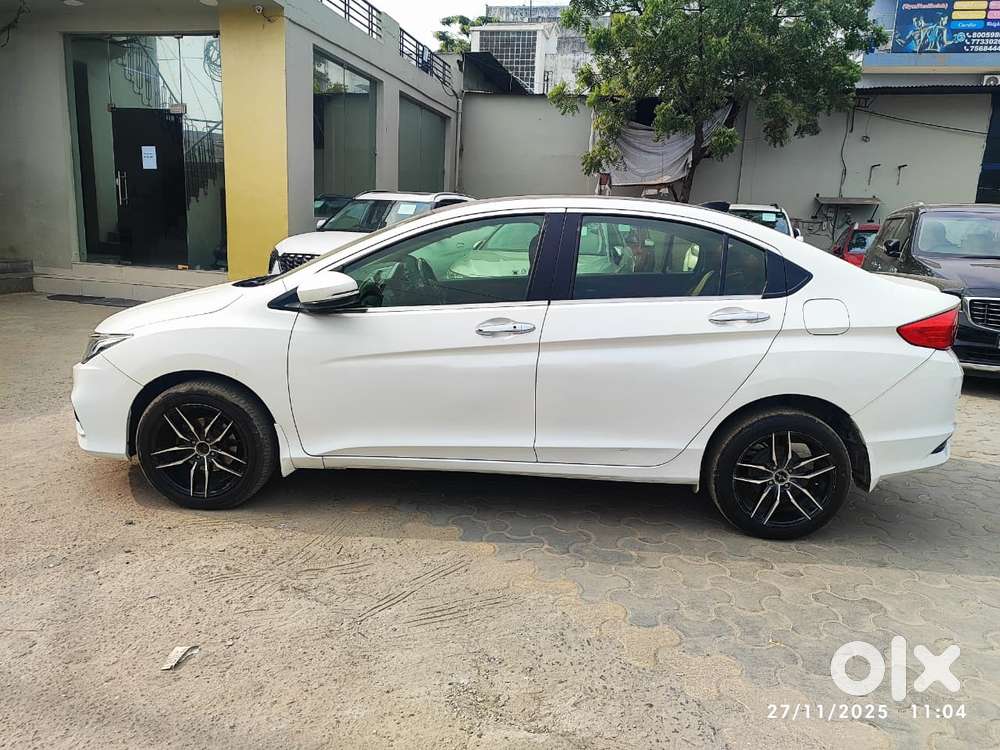 Honda City 1.5 Zx Cvt I-vtec, 2017, Petrol