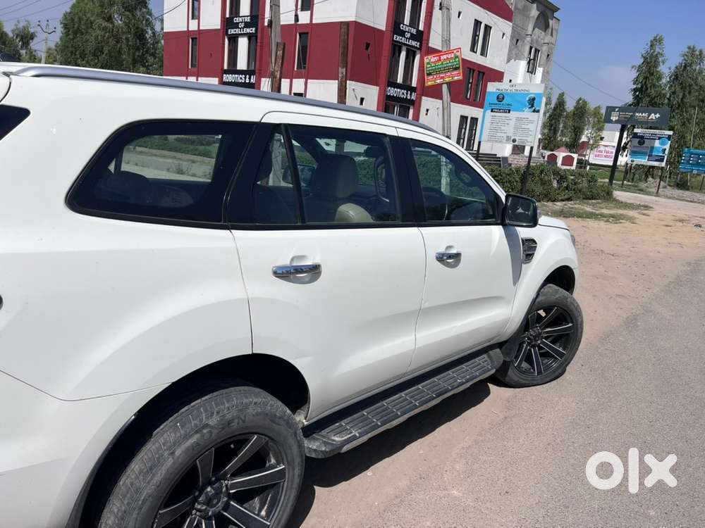 Ford Endeavour 3.2 Diesel 2019