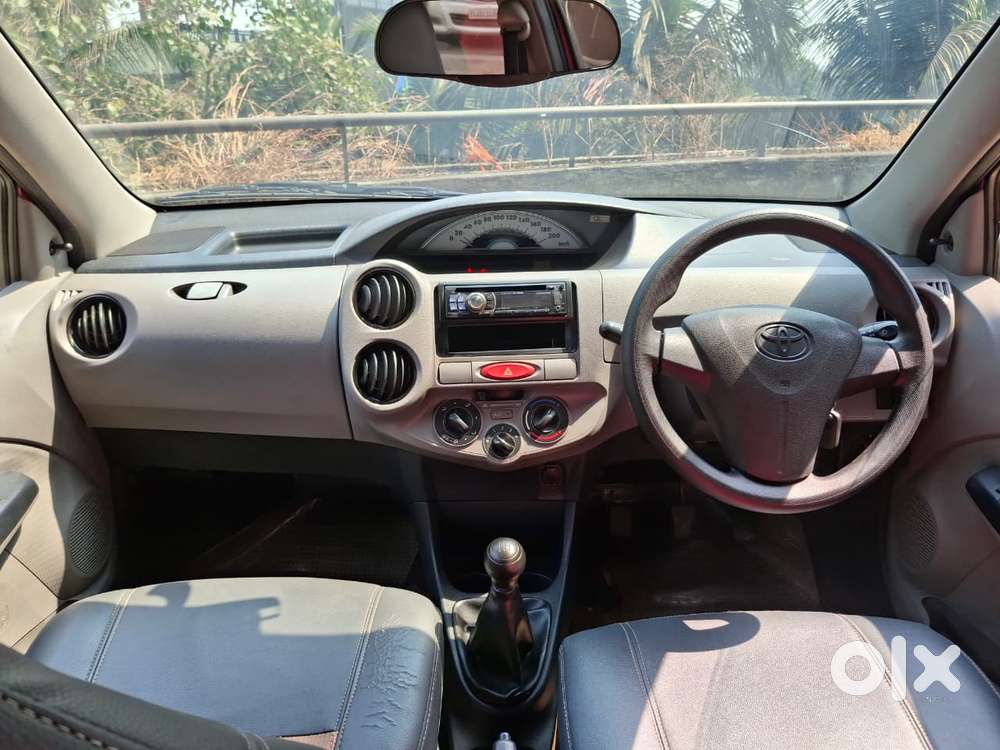 Toyota Etios 2010-2012 G, 2011, Petrol