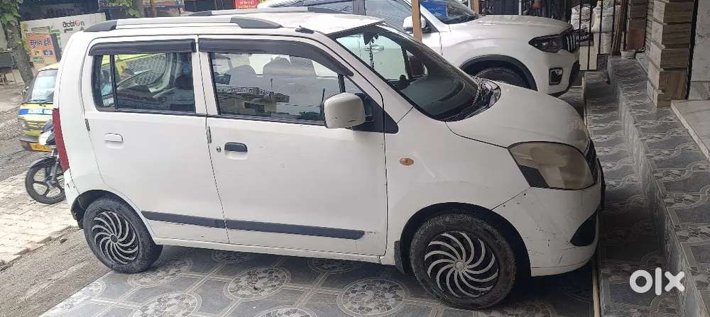 Maruti Suzuki Wagon R Lxi 2012