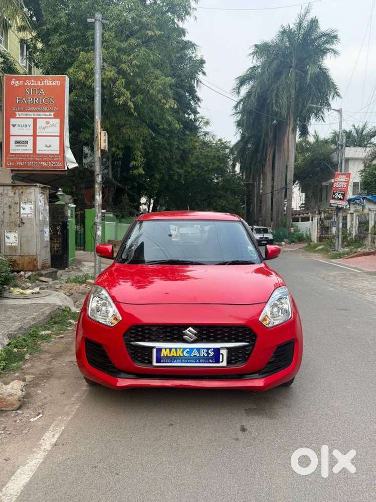 Maruti Suzuki Swift Vxi + Manual, 2022, Petrol