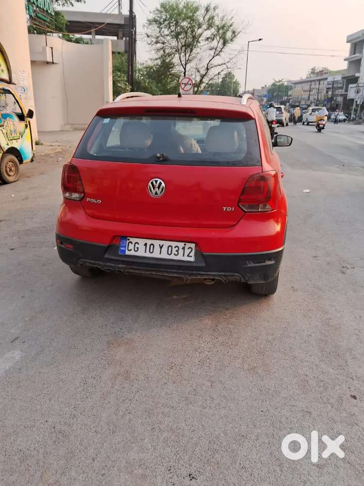 Vw Cross Polo Diesel 1.5 Tdi 
2015 Model