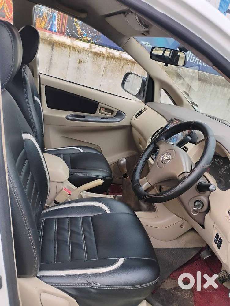 Toyota Innova 2.5 G (diesel) 8 Seater, 2008, Diesel
