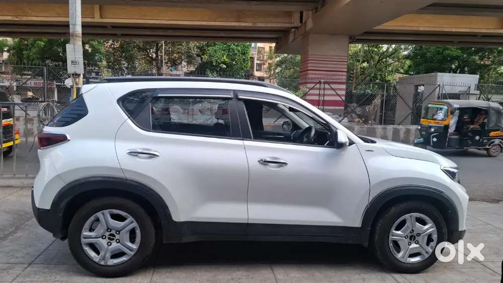 Kia Sonet 2023 Petrol Well Maintained