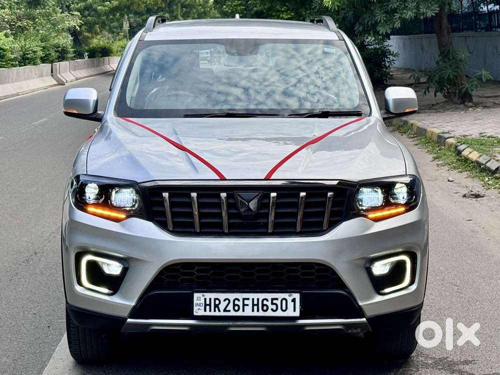 Mahindra Scorpio N Z4 Petrol Mt 7 Str, 2024, Petrol