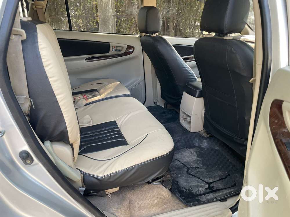 Toyota Innova 2.5 Ev Diesel Ps 8 Seater Bsiii, 2013, Diesel