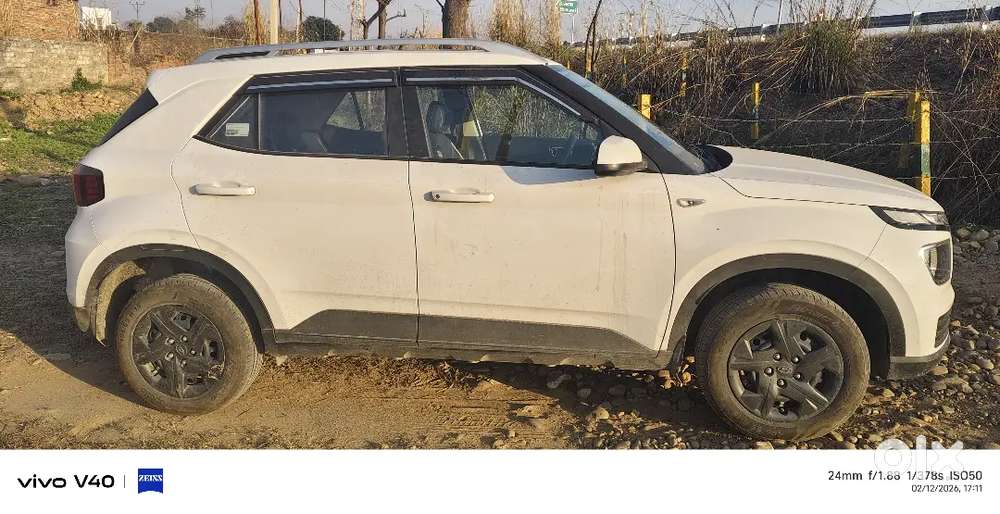 Hyundai Venue Kappa Petrol 2025