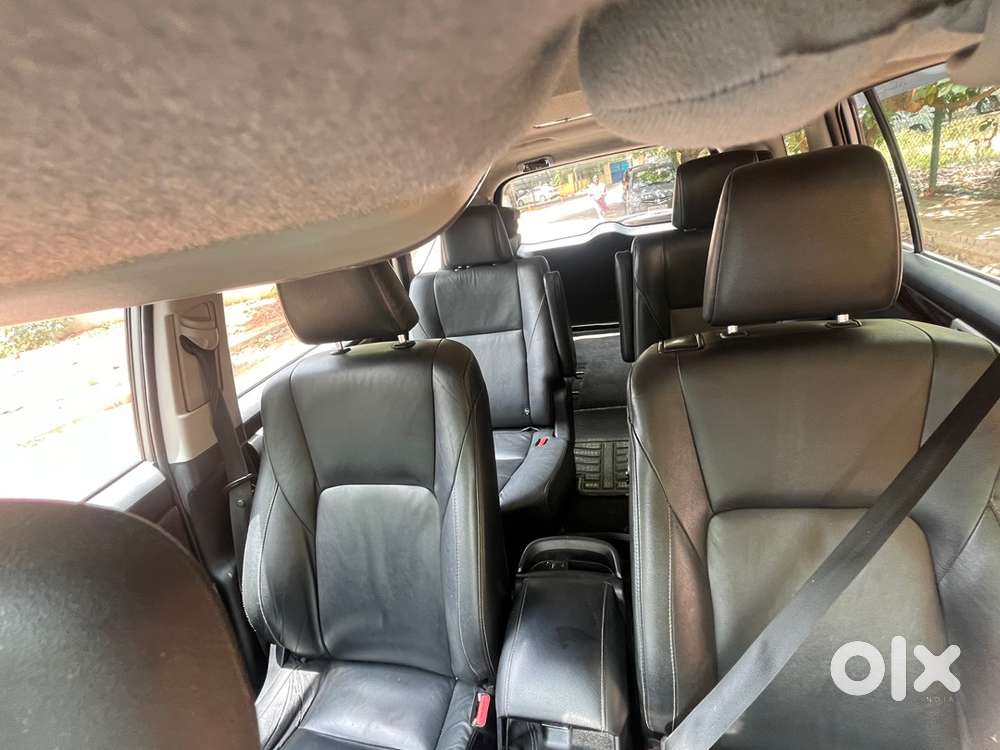 Toyota Innova Crysta 2017