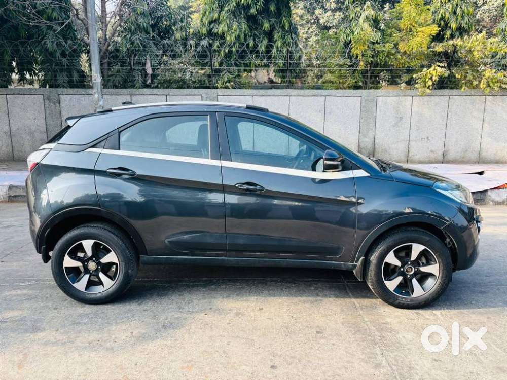 Tata Nexon 1.2 Revotron Xza Plus Premium, 2019, Petrol