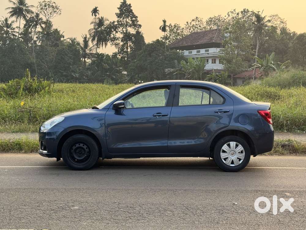 Maruti Suzuki Swift Dzire Vxi Optional, 2021, Petrol