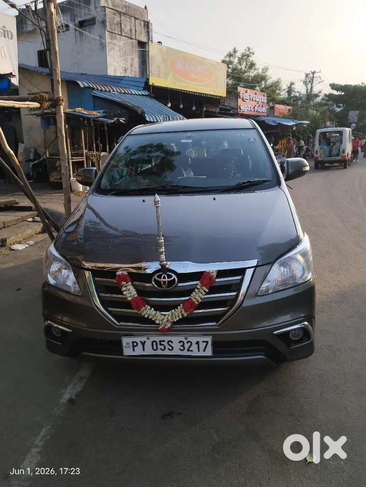 Toyota Innova 2013 Diesel Well Maintained