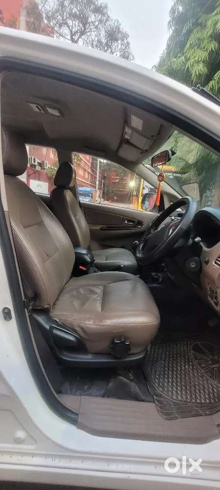 Toyota Innova 2016 Diesel 206322 Km Driven