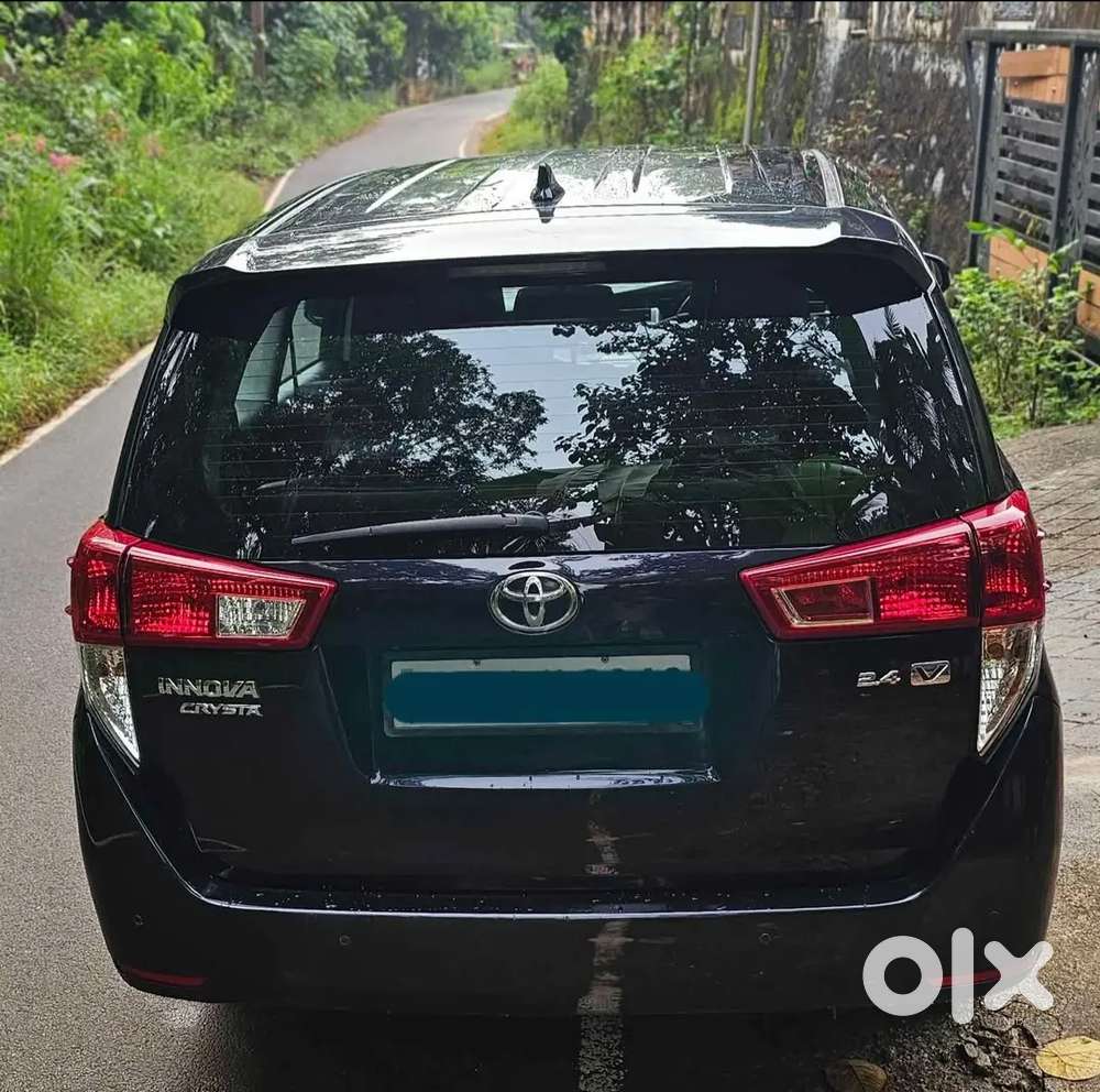 Toyota Innova Crysta 2022
