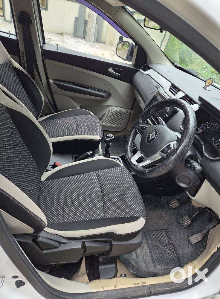 Renault Triber Rxz, 2021, Petrol
