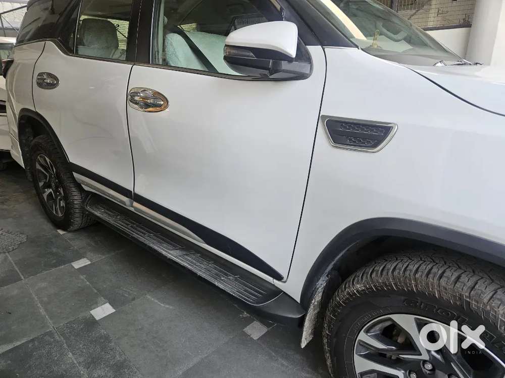 Toyota Fortuner Legender 2021 Diesel